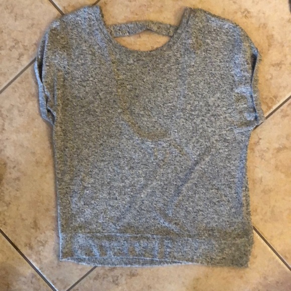 Open back blouse - Picture 3 of 3